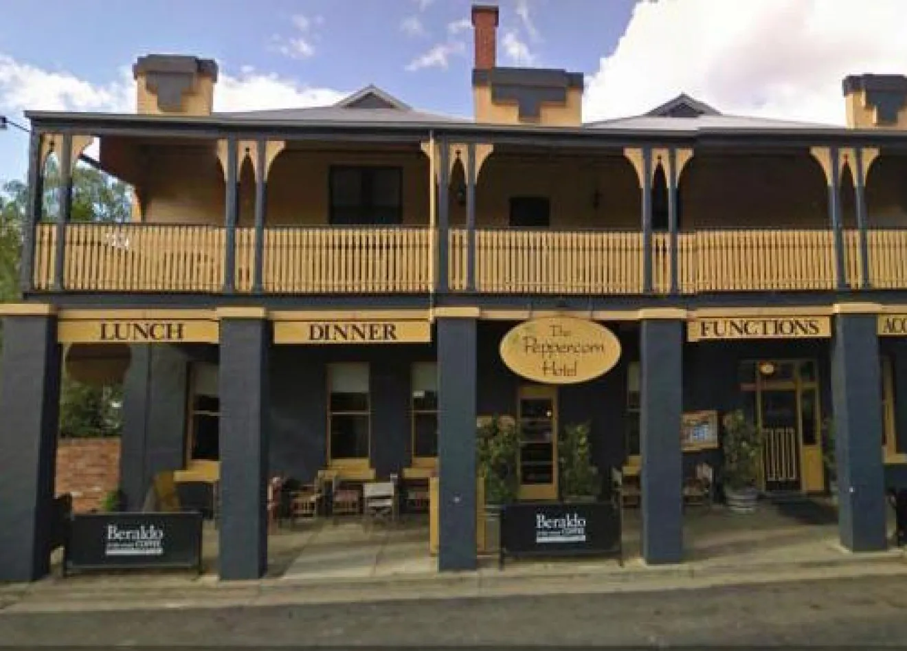 Image blog Book your winter retreat with Search and Stay and discover the charm of Victorian country pubs